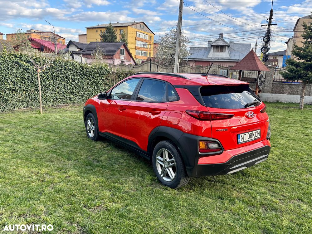 Hyundai KONA 1.0 T-GDI 2WD Premium + - 7