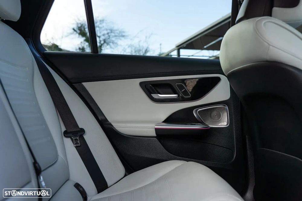 Mercedes-Benz C 220 - 31