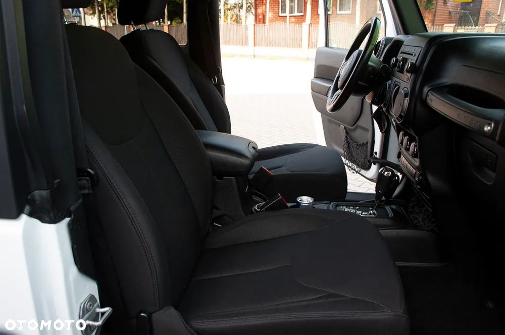 Jeep Wrangler 3.6 Automatik Rubicon - 21