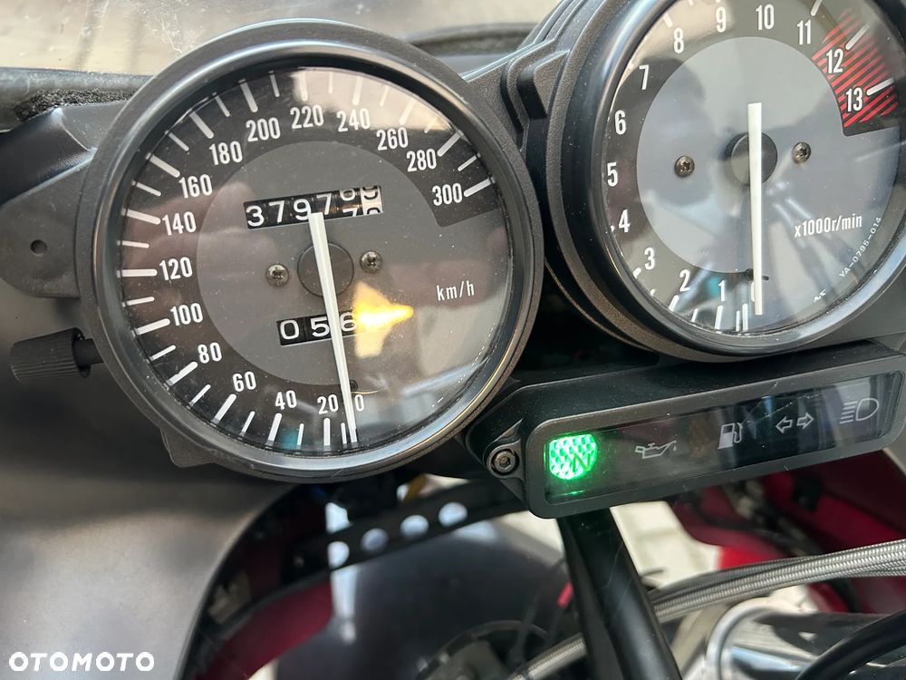 Yamaha Thunderace - 6