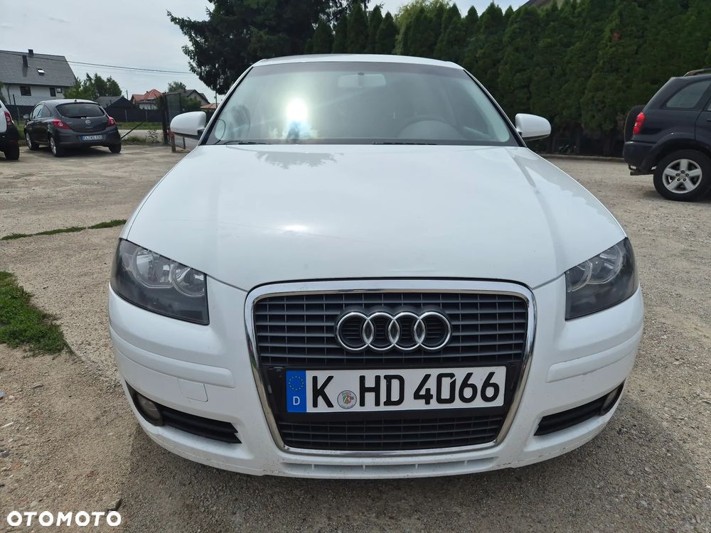 Audi A3 3-drzwiowe 1.6 Ambiente - 3