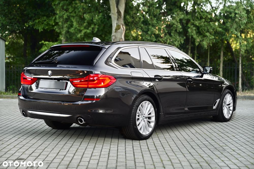 BMW Seria 5 525d Luxury Line - 5