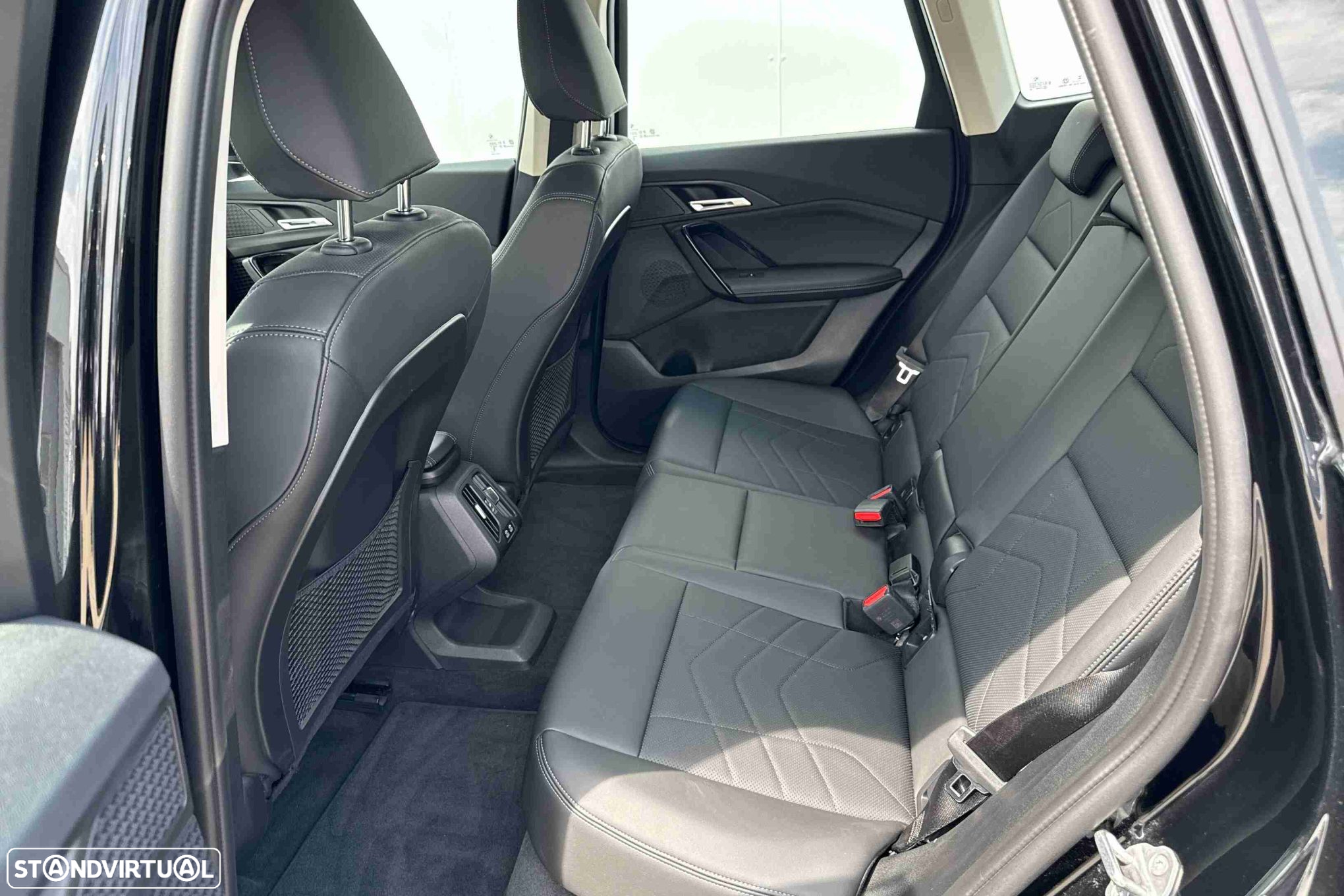 BMW iX1 xDrive30 - 11
