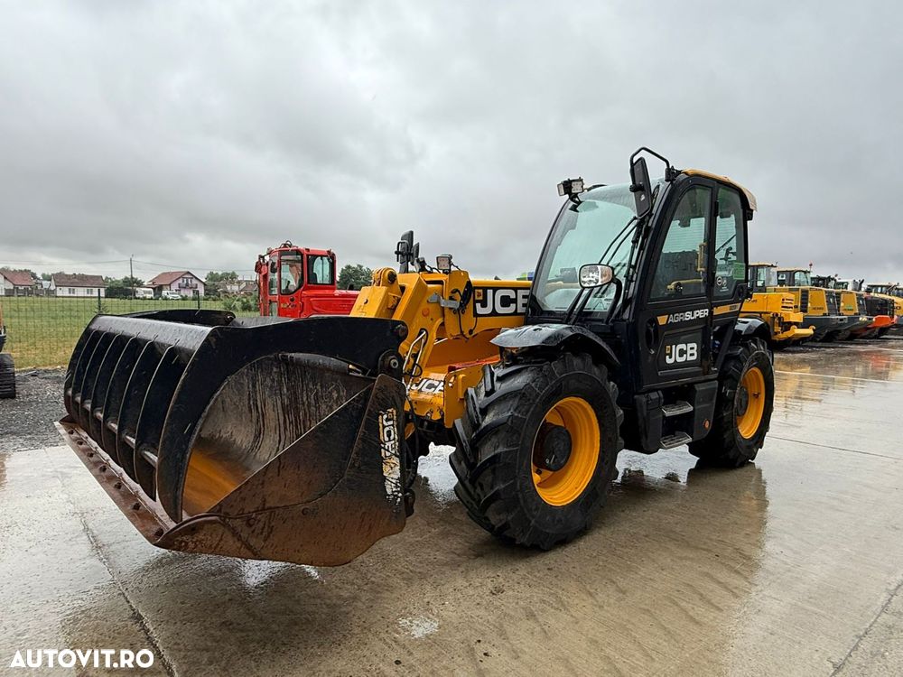 JCB 532-60 AgriSuper Chariot Telescopic - 4