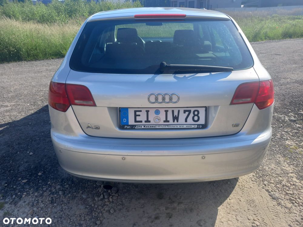 Audi A3 Sportback 1.6 Attraction - 5
