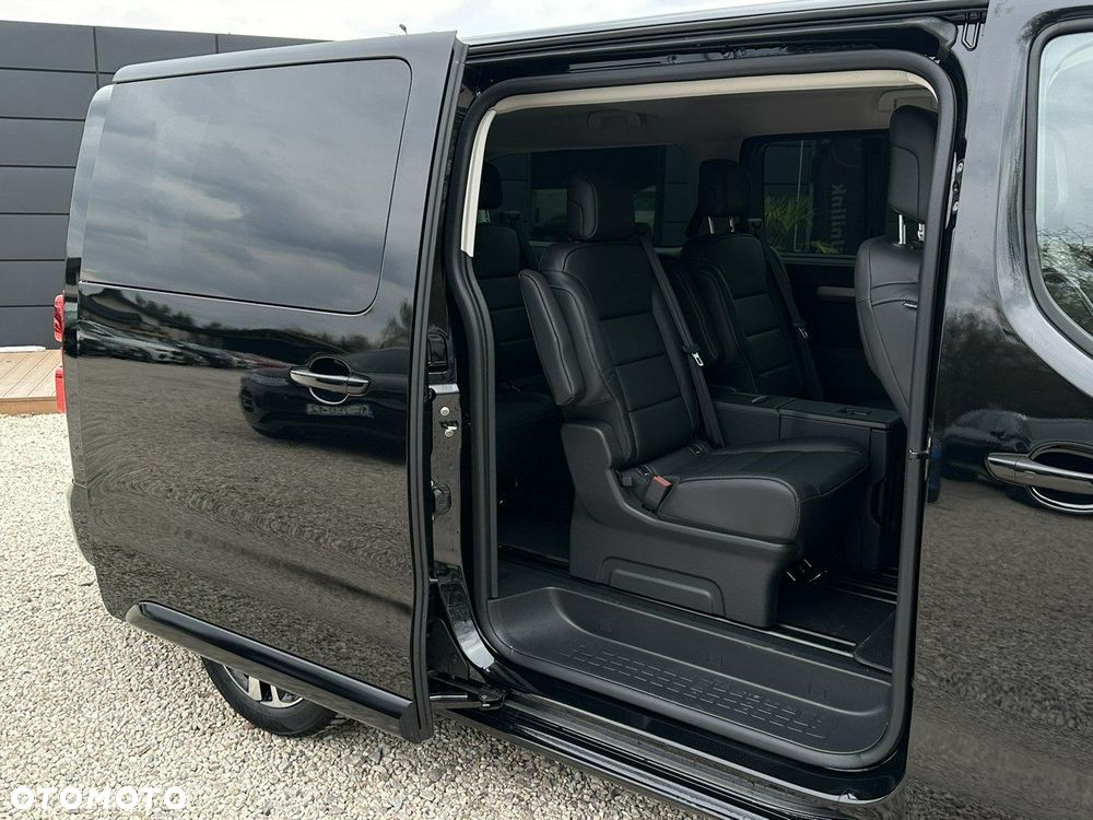 Peugeot Traveller - 22