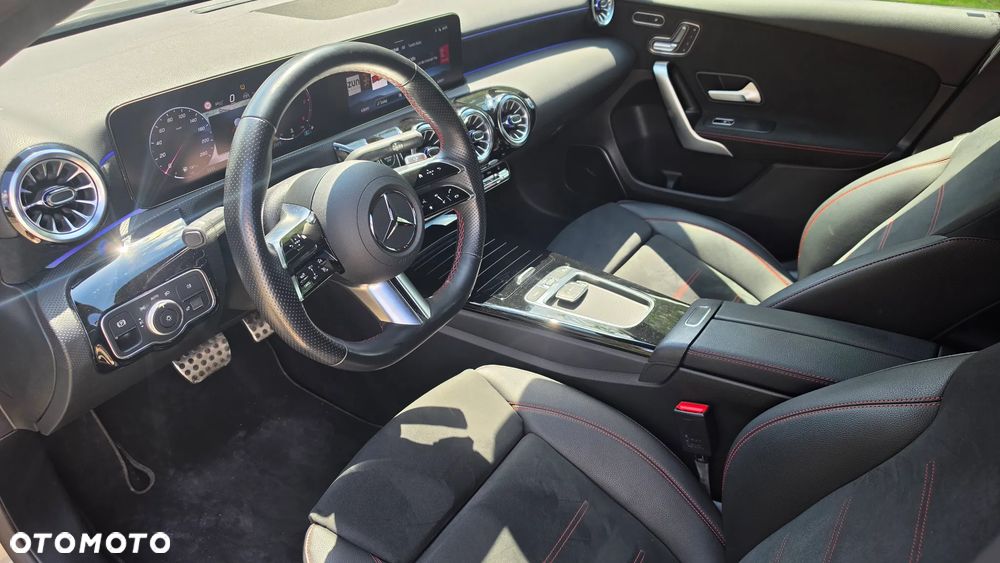 Mercedes-Benz Klasa A 220 d AMG Line 8G-DCT - 8