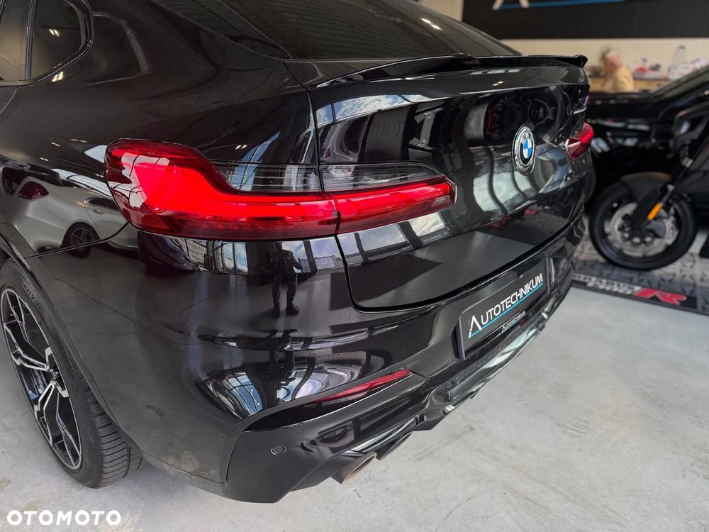 BMW X4 xDrive M - 27