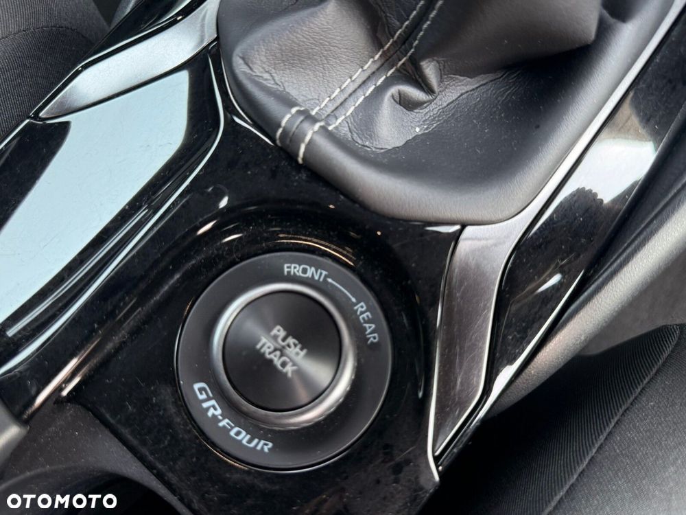 Toyota Corolla - 25