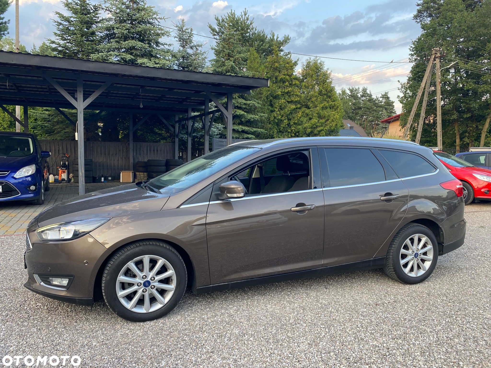Ford Focus 1.0 EcoBoost Start-Stopp-System COOL&CONNECT DESIGN - 2
