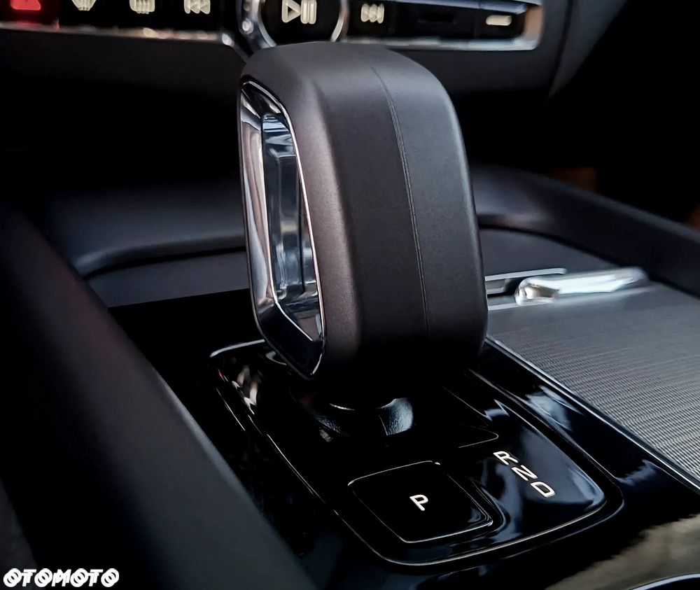 Volvo XC 60 B4 D AWD Geartronic Inscription - 16