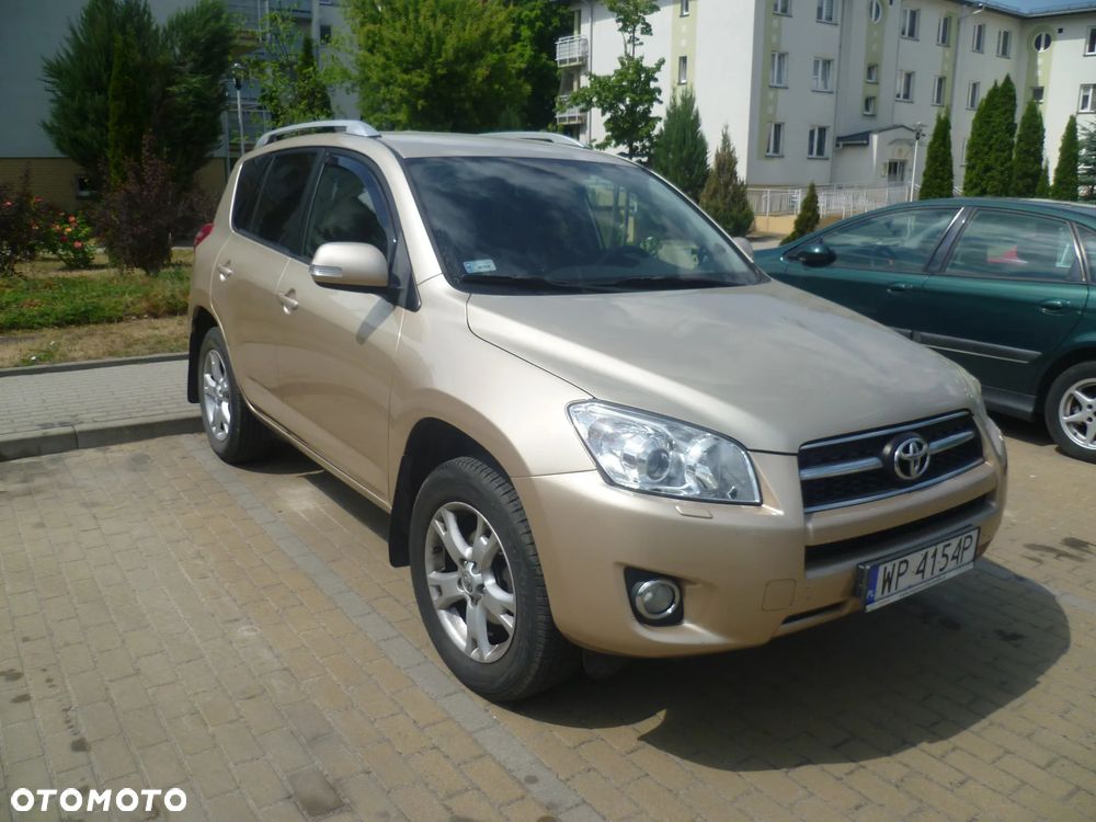 Toyota RAV4 - 2