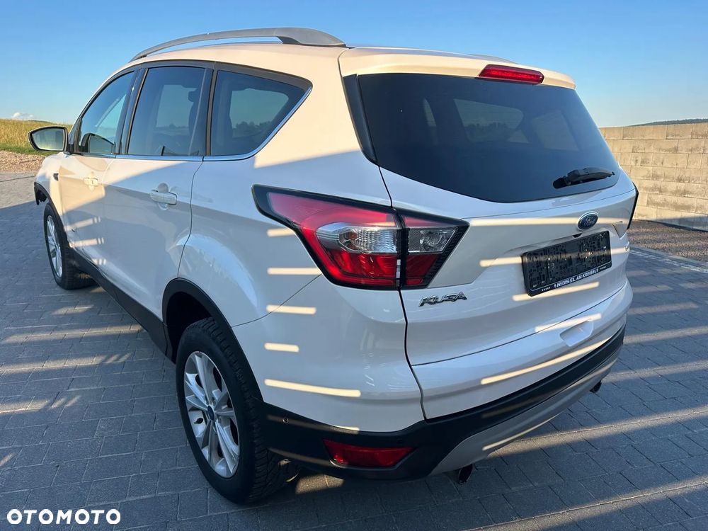Ford Kuga 1.5 EcoBoost 4x4 Titanium - 6
