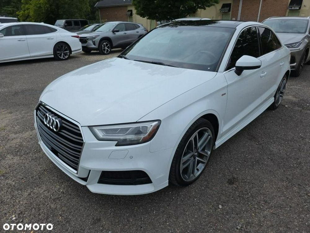 Audi A3 Limousine 40 TFSI quattro S tronic S line - 1