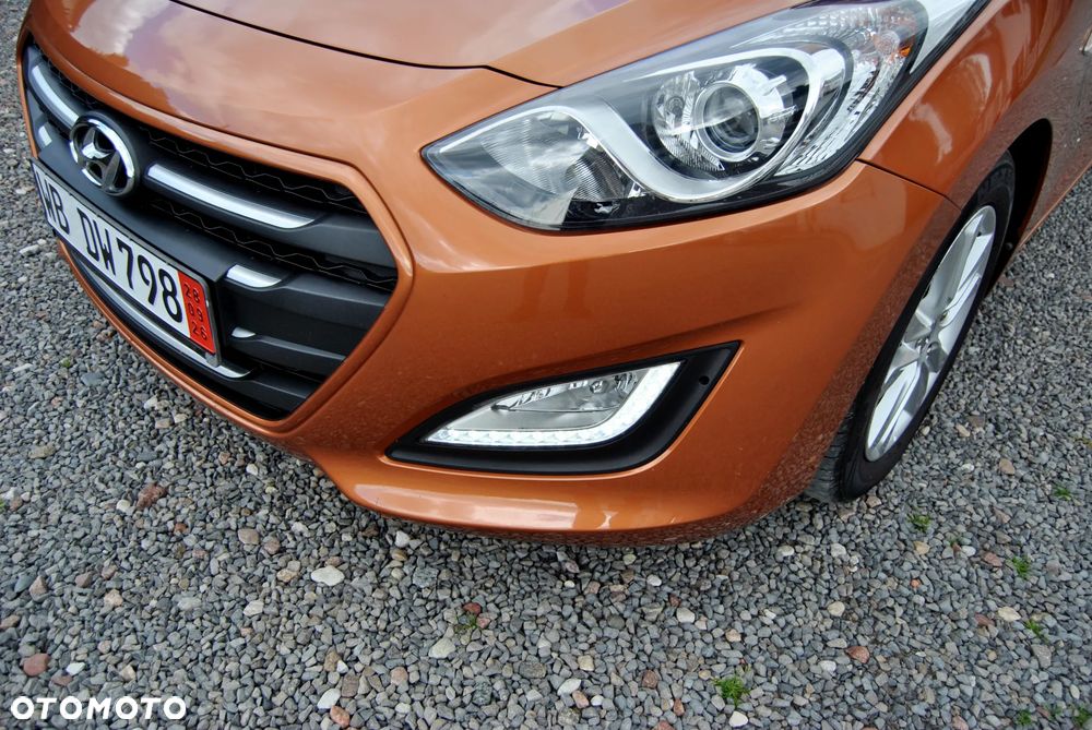 Hyundai i30 1.4 Trend - 9