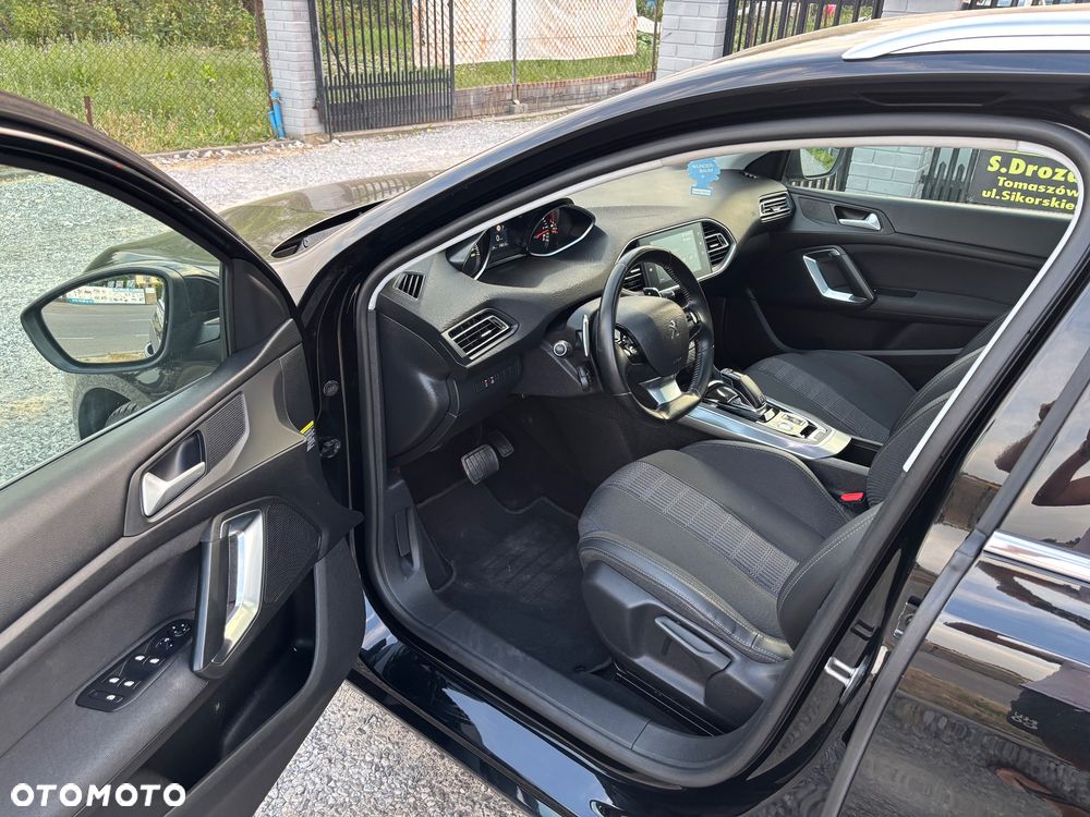 Peugeot 308 - 6