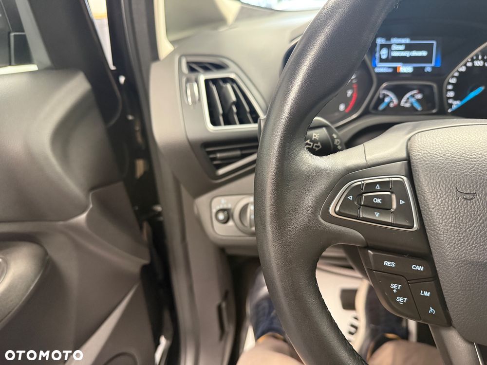 Ford C-MAX - 17