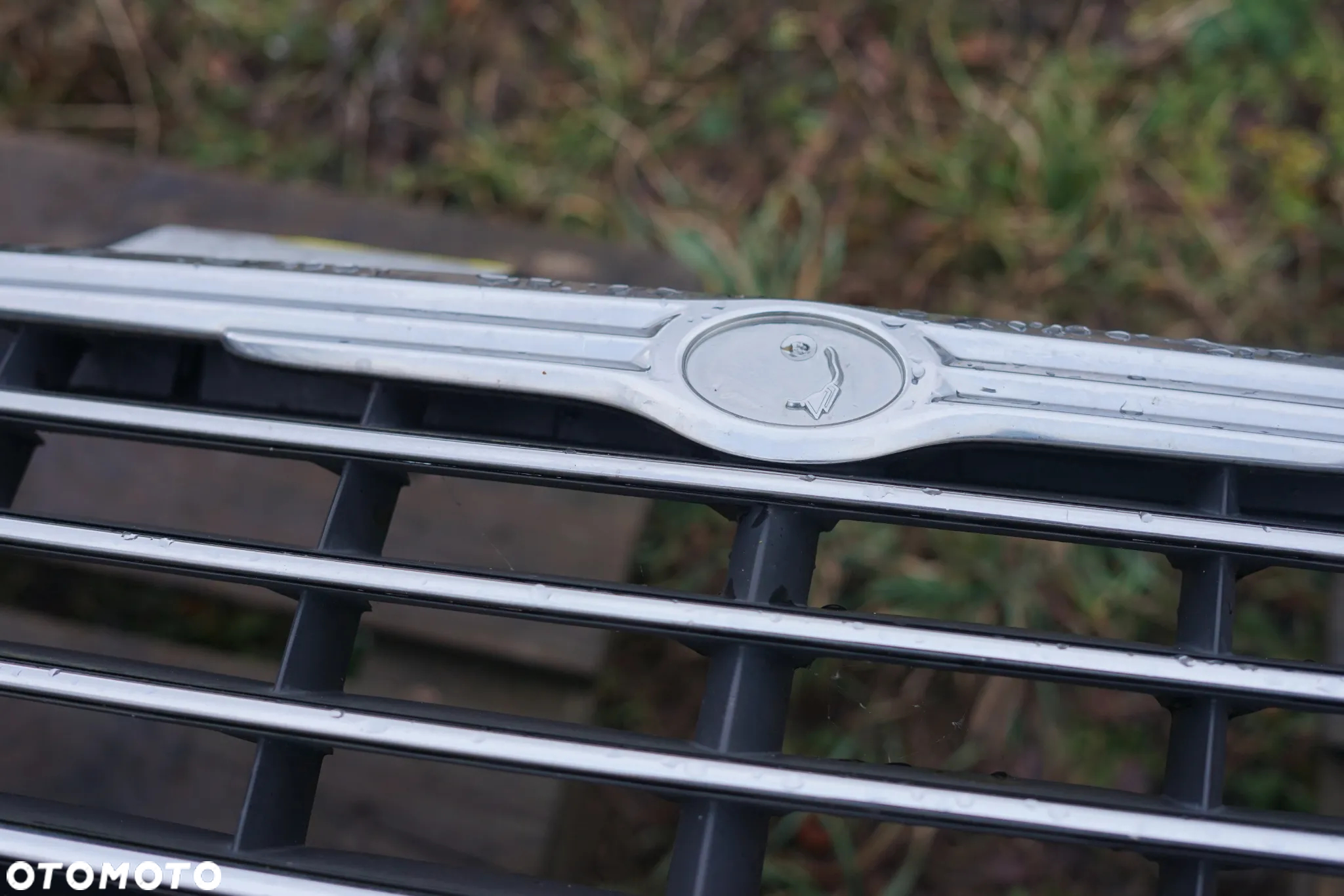 Zderzak przód przedni Chrysler Voyager IV - 11