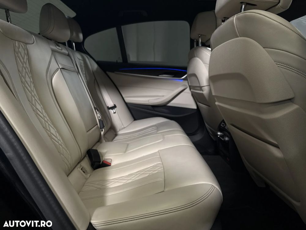 BMW Seria 5 530d xDrive Aut. - 13
