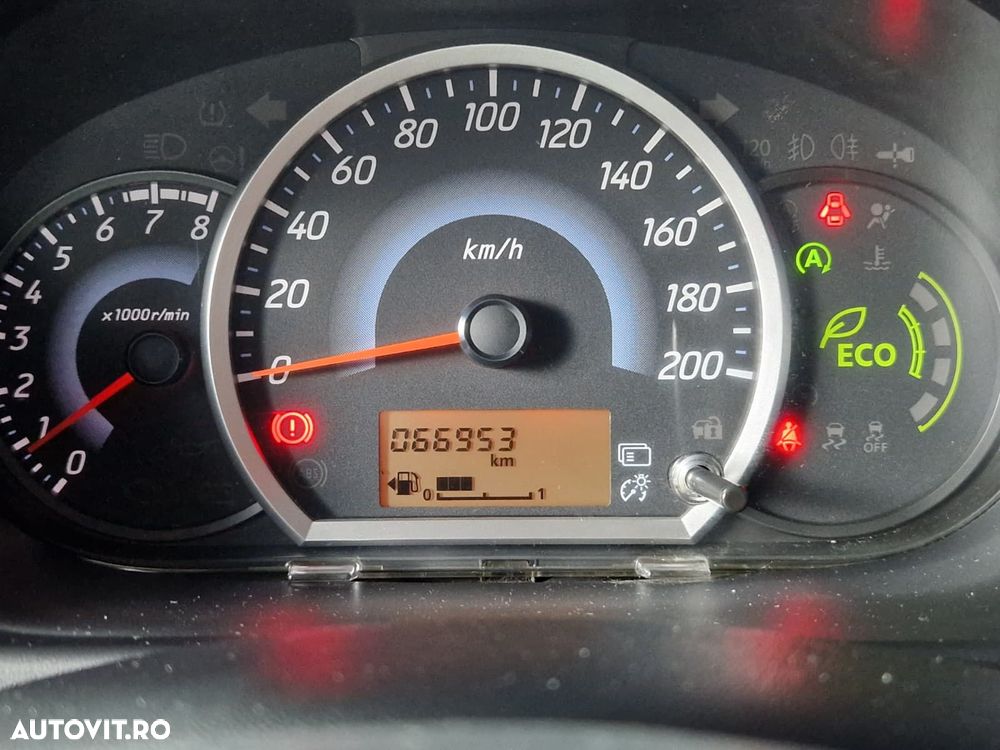 Mitsubishi Space Star - 14