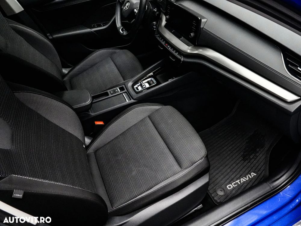 Skoda Octavia 2.0 TDI DSG Style - 12