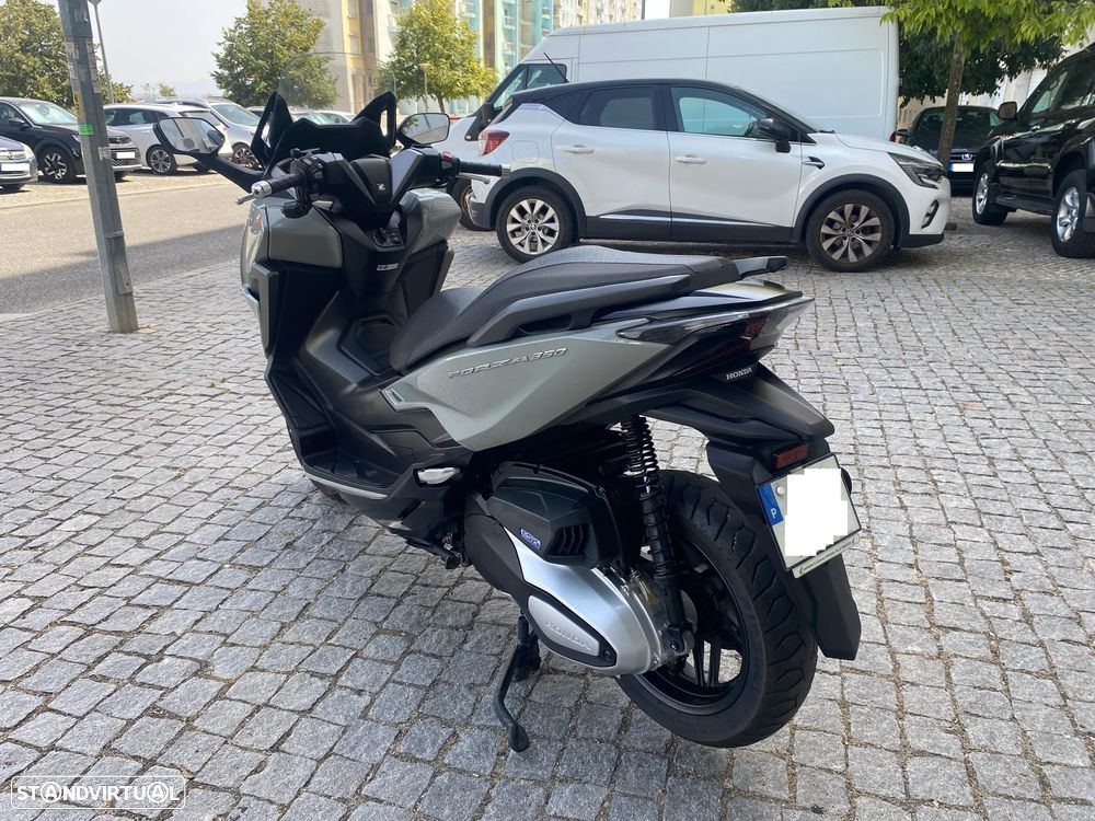 Honda Forza 350 - 5
