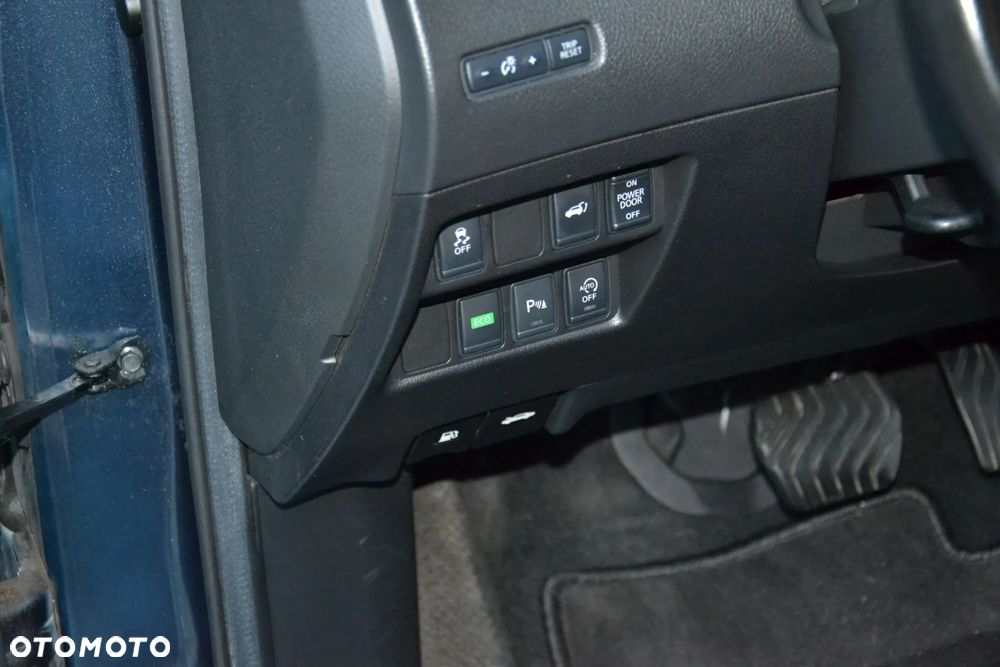 Nissan X-Trail - 17
