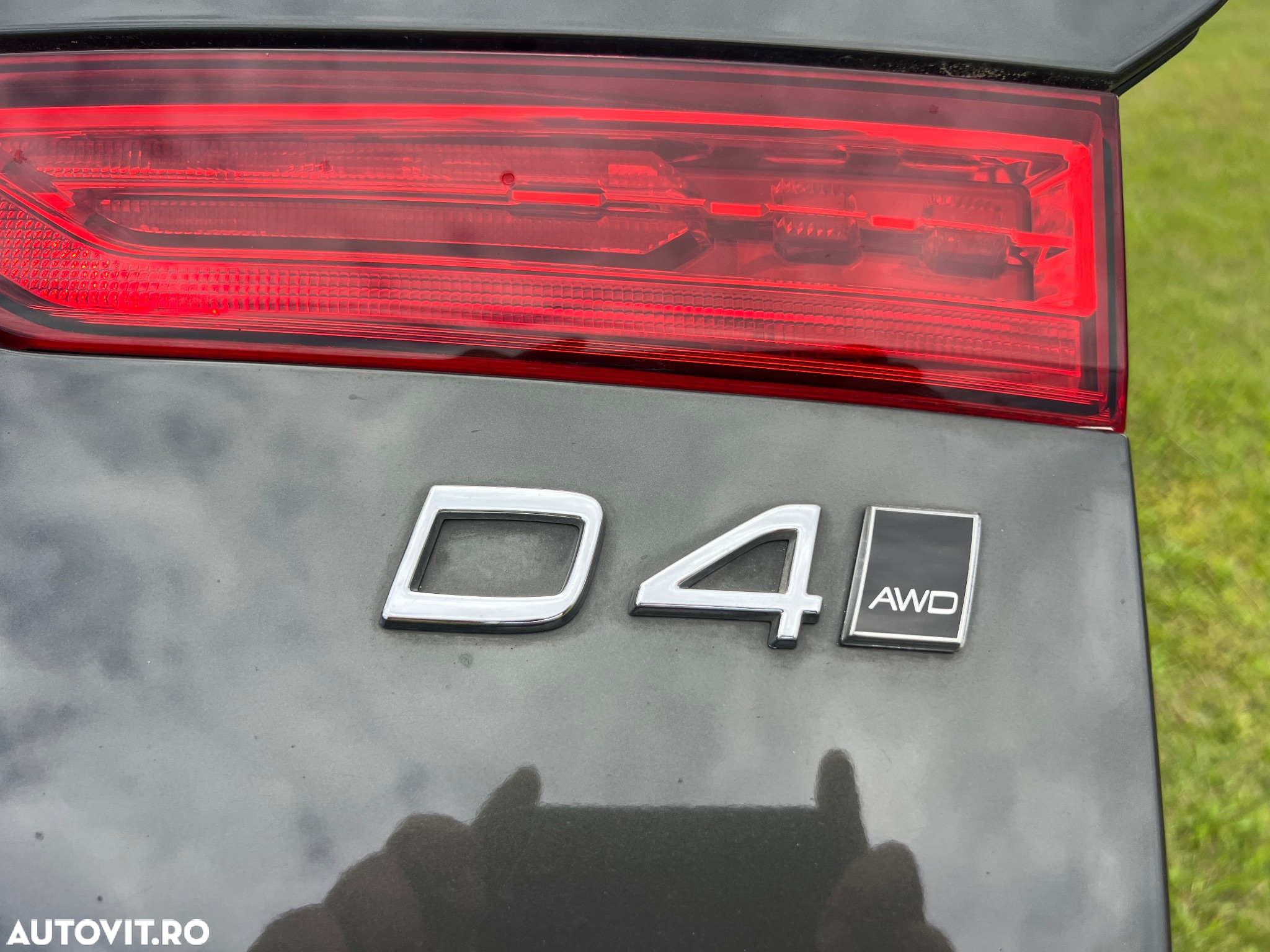 Volvo XC 60 D4 AWD Geartronic RDesign - 13