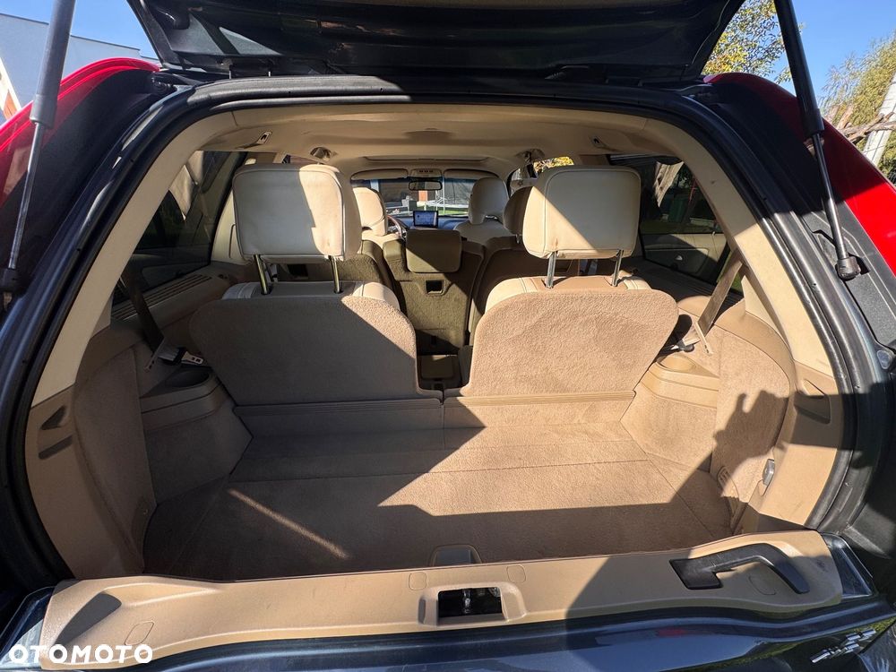 Volvo XC 90 - 30