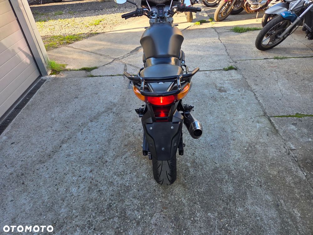Honda CBF - 8