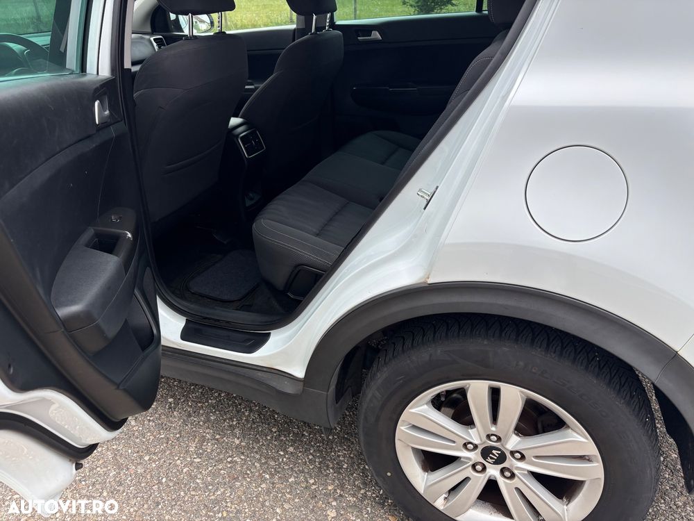 Kia Sportage - 11