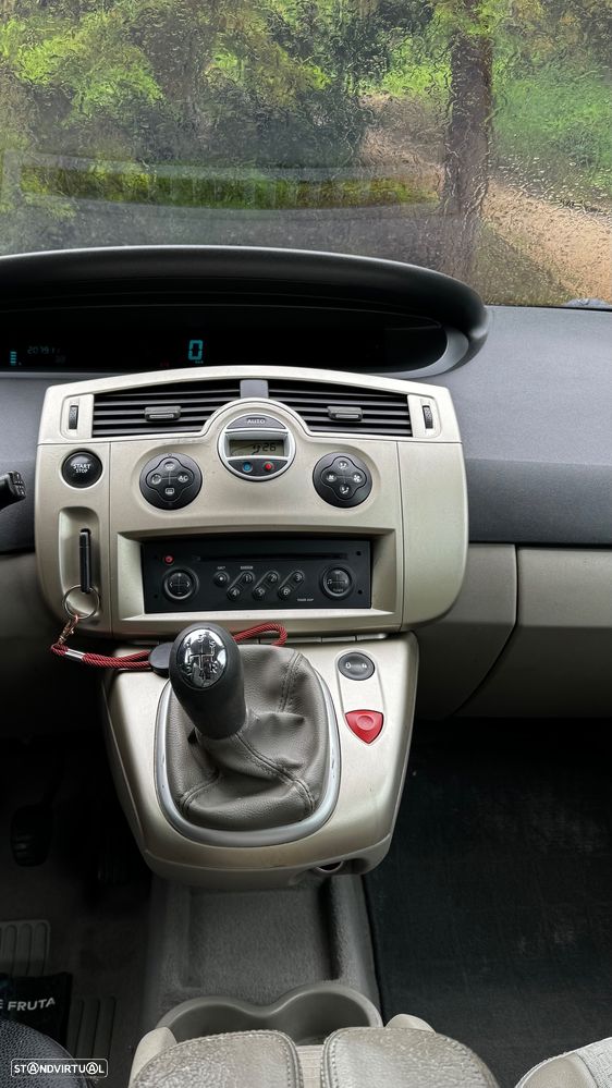 Renault Scénic 1.5 dCi Luxe Dynamique - 26