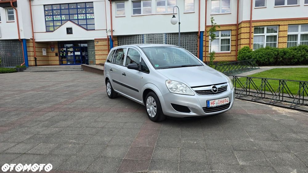 Opel Zafira - 39