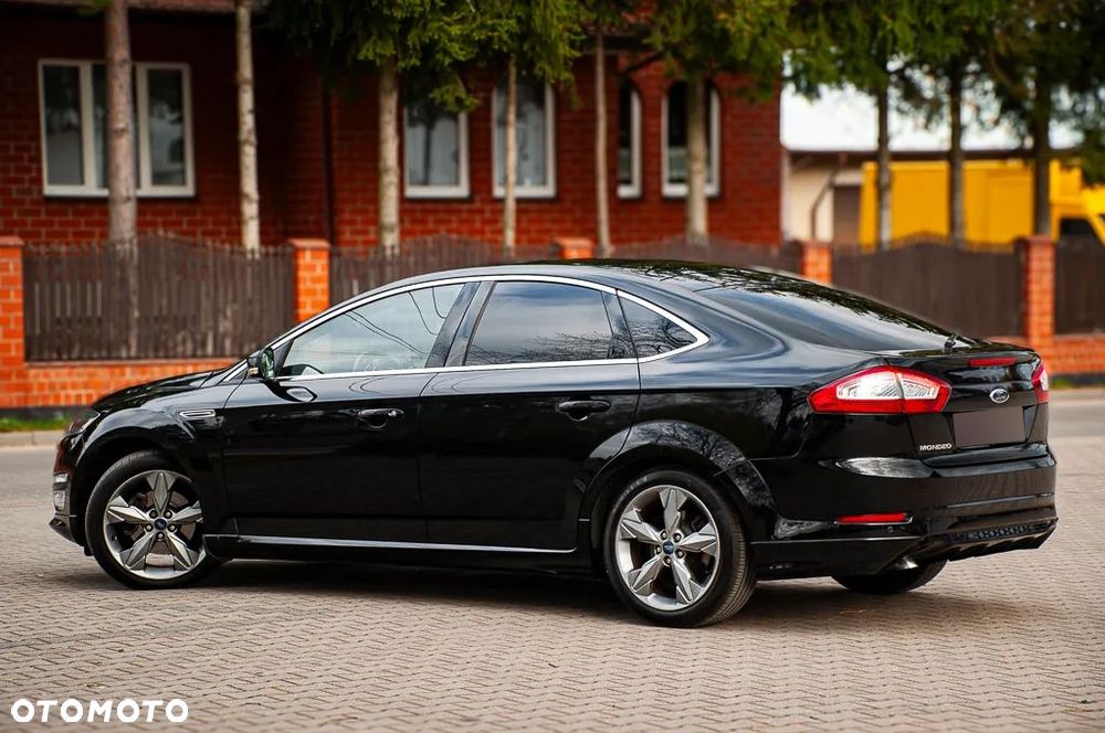 Ford Mondeo 2.0 TDCi Black Magic - 15