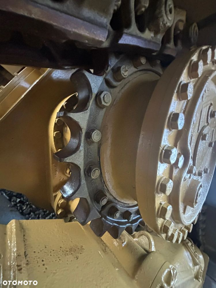 Caterpillar D5N LGP - 16