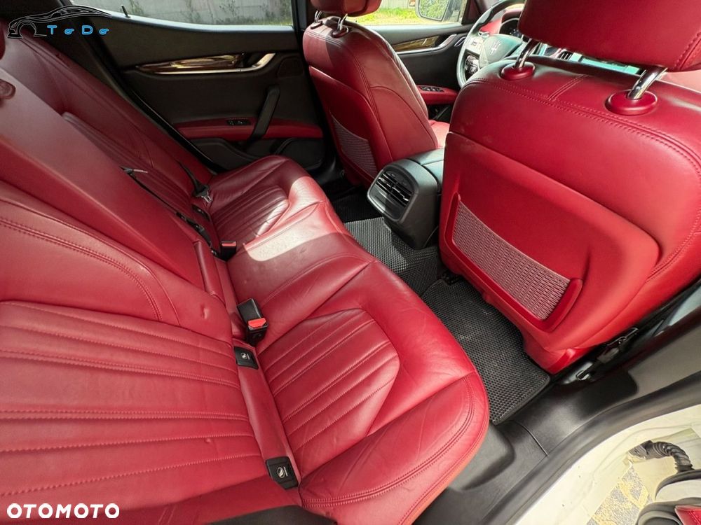 Maserati Ghibli Granlusso - 30