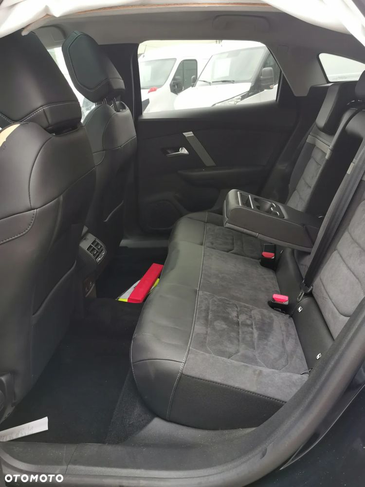 Citroën C4 Hybrid 136 ë-DSC6 PLUS - 25