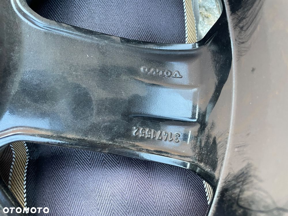 Felga aluminiowa Volvo XC-40 7,5jx18 et 50,5. 31471552 - 3
