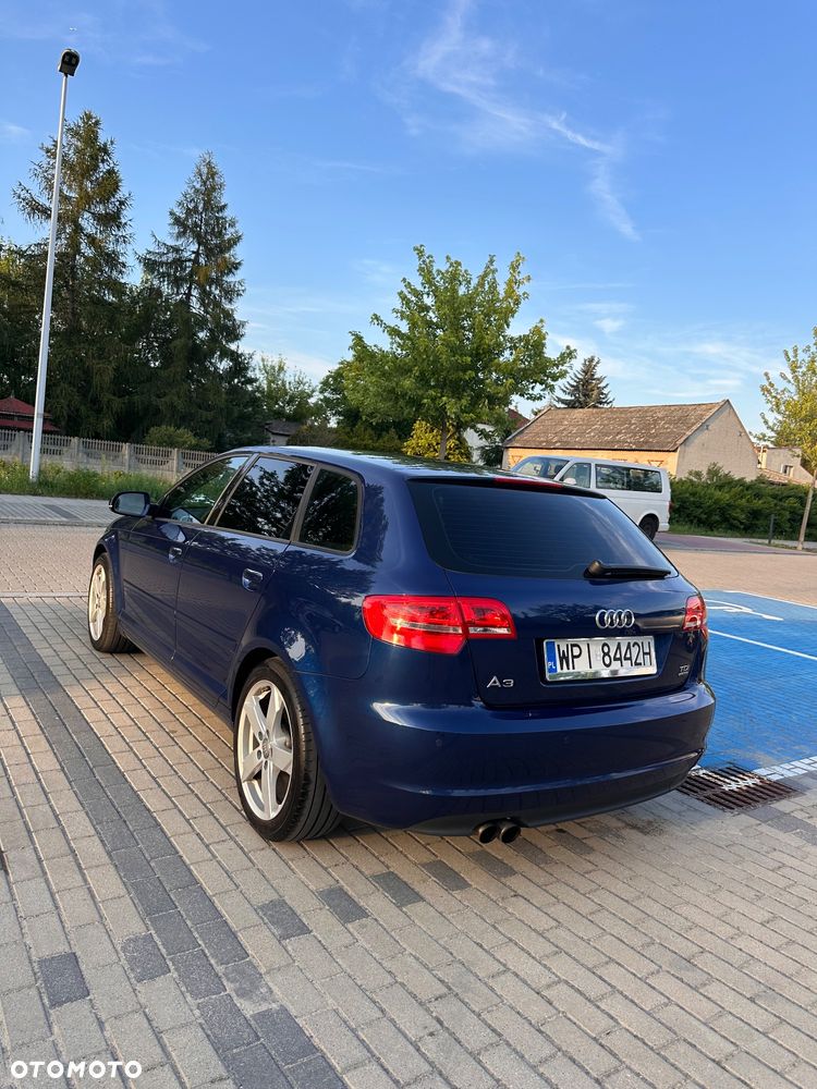 Audi A3 Sportback 2.0 TDI DPF Quattro Attraction - 5