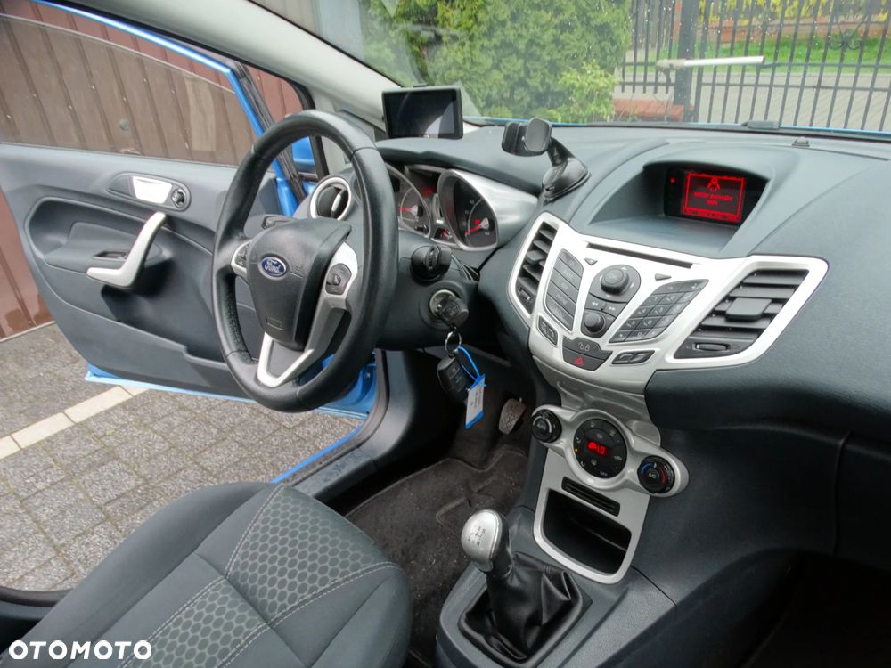 Ford Fiesta - 20