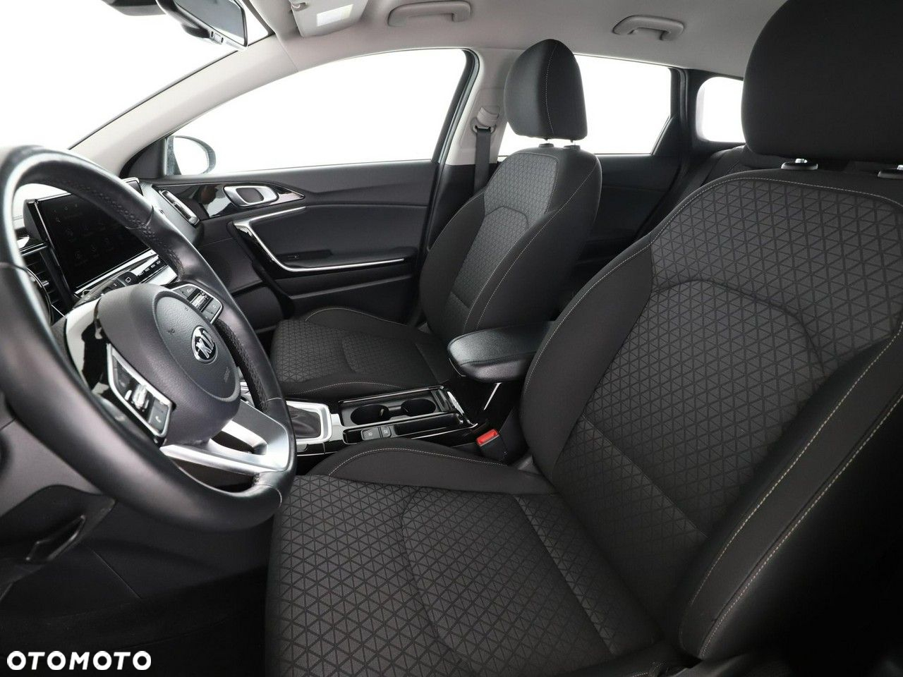 Kia Ceed 1.6 GDI PHEV L DCT - 13