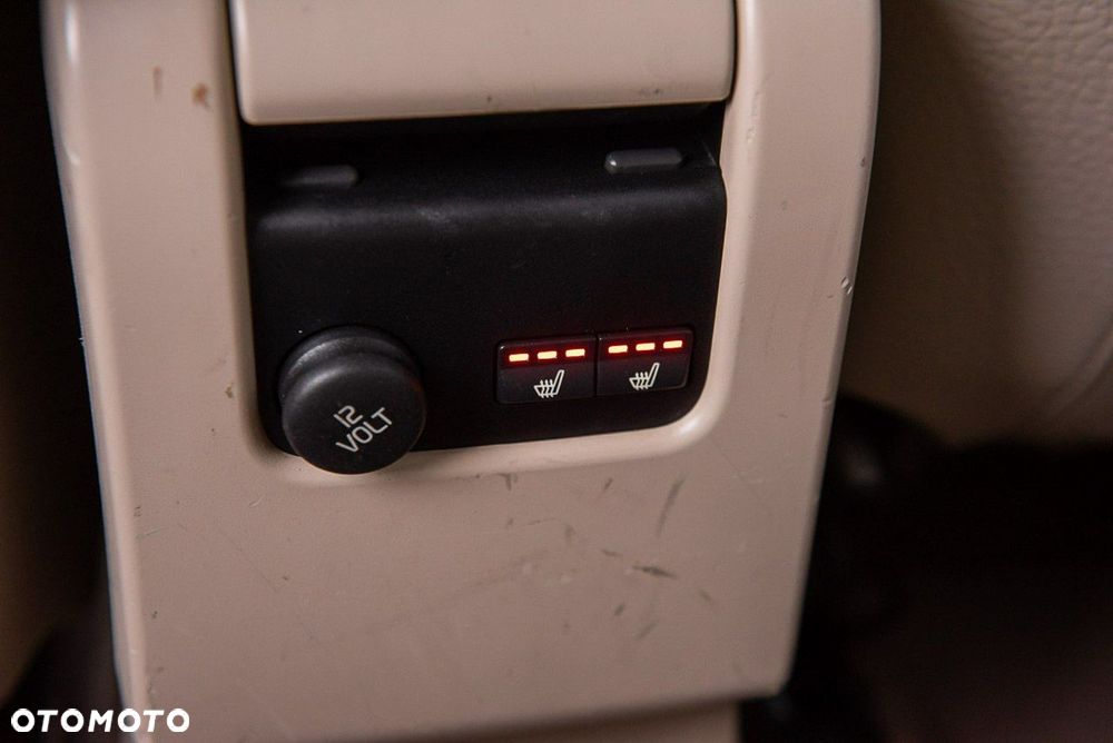 Volvo XC 60 D5 AWD Momentum - 21