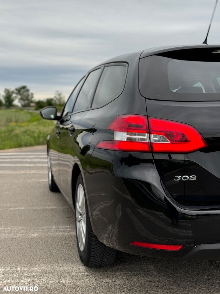 Peugeot 308 BlueHDi 130 EAT6 Stop & Start Active Business-Paket - 10