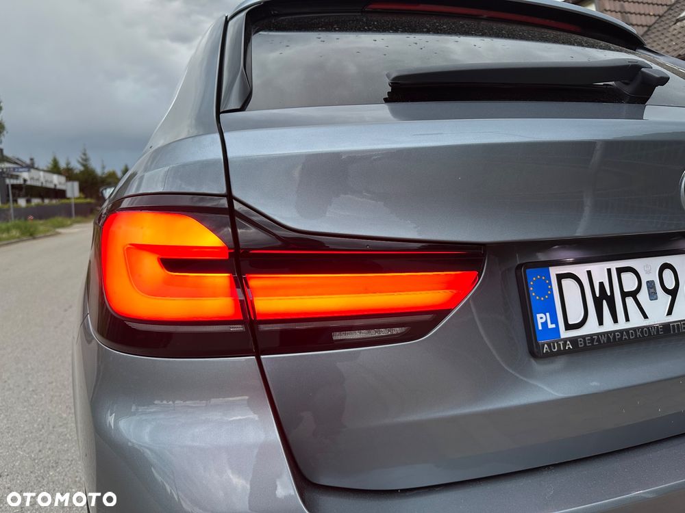 BMW Seria 5 520d Luxury Line sport - 36