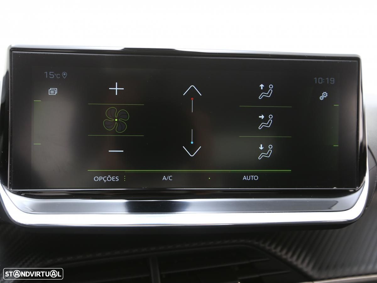 Peugeot 2008 1.5 BlueHDi Allure EAT8 - 23