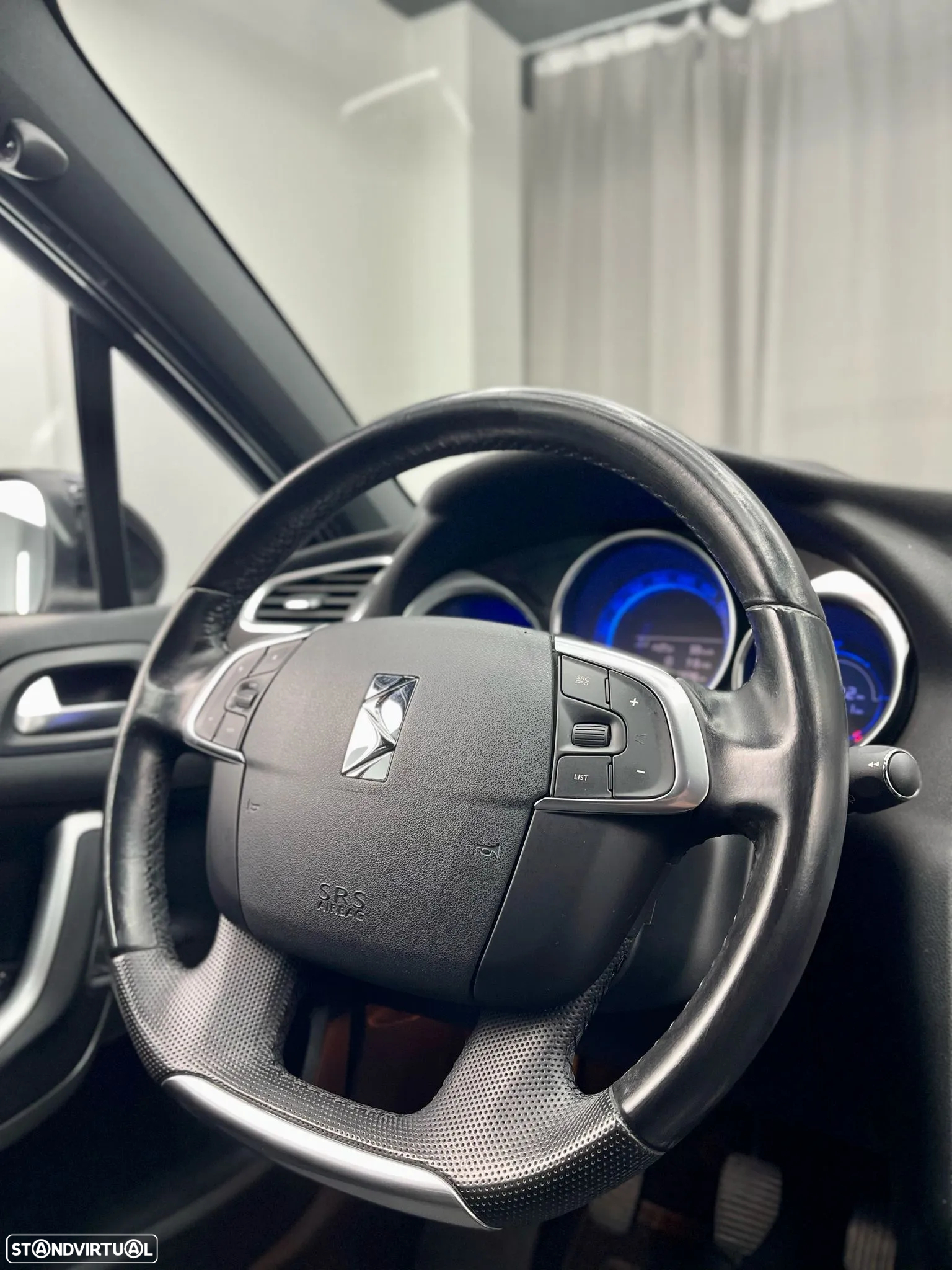 DS DS4 Crossback PureTech 130 S&S - 12