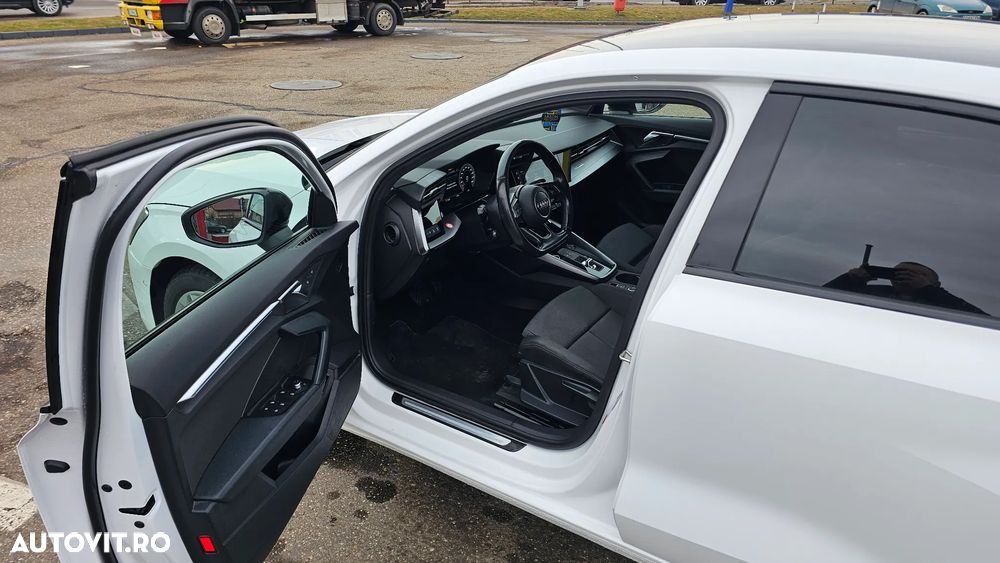 Audi A3 ack 1.5 TFSI S tronic Design - 6