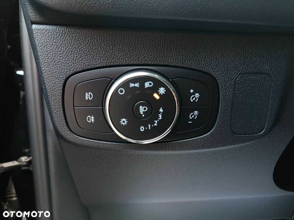 Ford Focus 1.5 EcoBlue Titanium X - 24