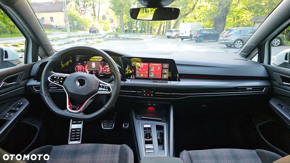 Volkswagen Golf 2.0 TSI GTI DSG - 17