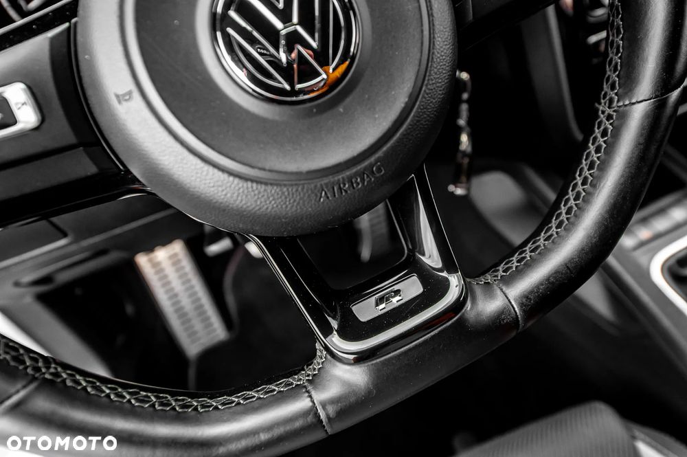 Volkswagen Scirocco R - 35
